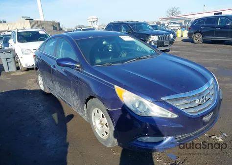 2012 Hyundai Sonata Se z USA, uszkodzony, nr VIN 5NPEC4AC1CH465939